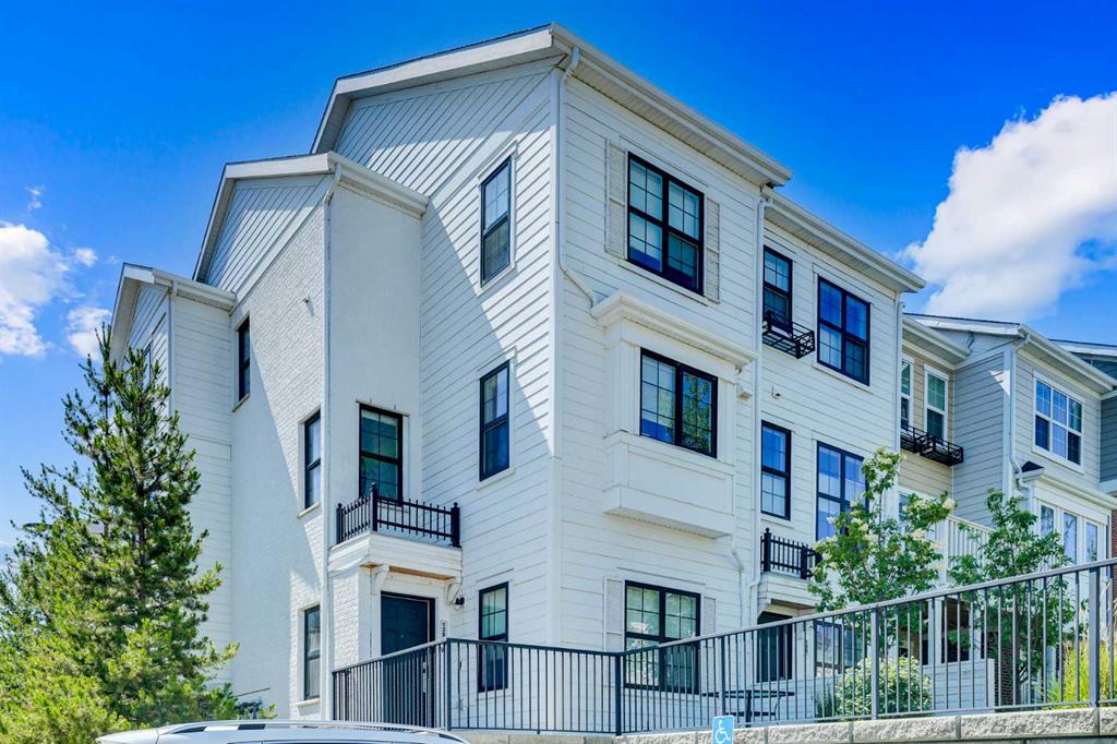 139 Nolanfield Villas NW, Calgary, Alberta, T3R 0T9