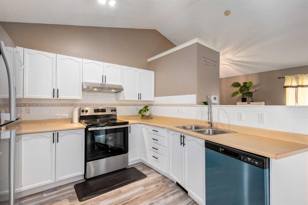 139 Los Alamos Place NE, Calgary, Alberta, T1Y 7J3