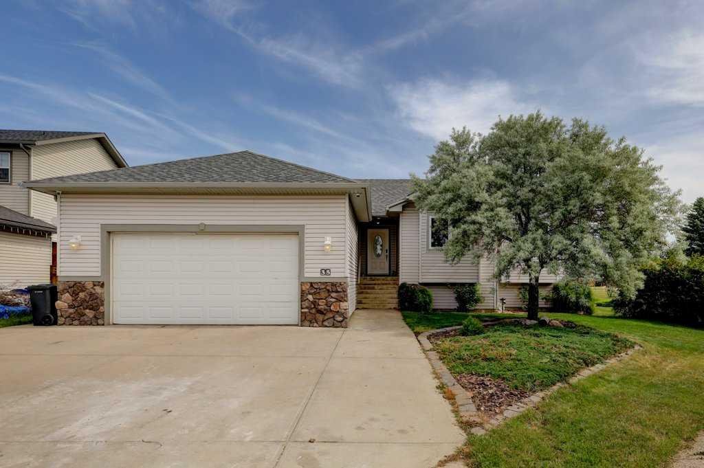 35 Collins Crescent, Crossfield, Alberta, T0M 0S0