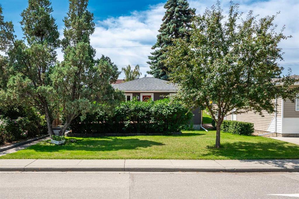 4639 70 Street NW, Calgary, Alberta, T3B2K7