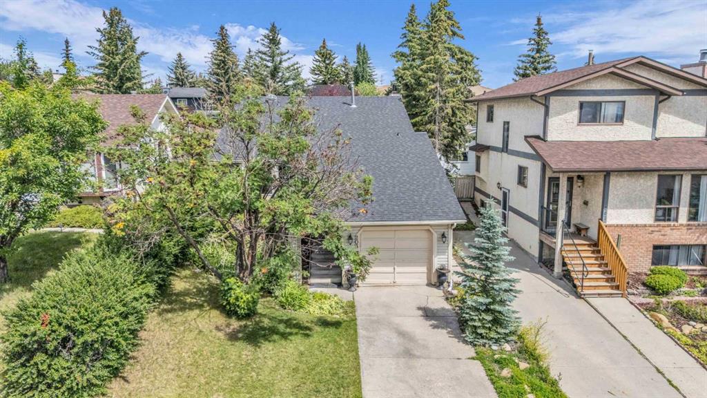 203 Edgeland Road NW, Calgary, Alberta, T3A 2Y3