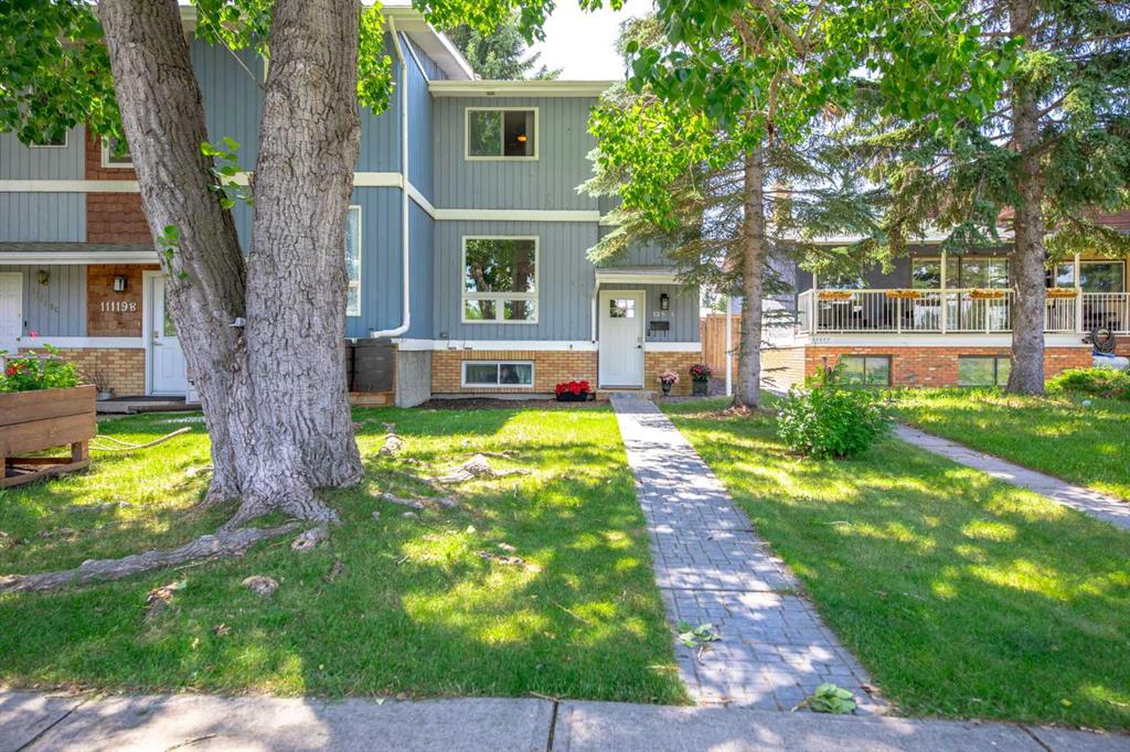 11119A Oakfield Drive SW, Calgary, Alberta, T2W 3H3