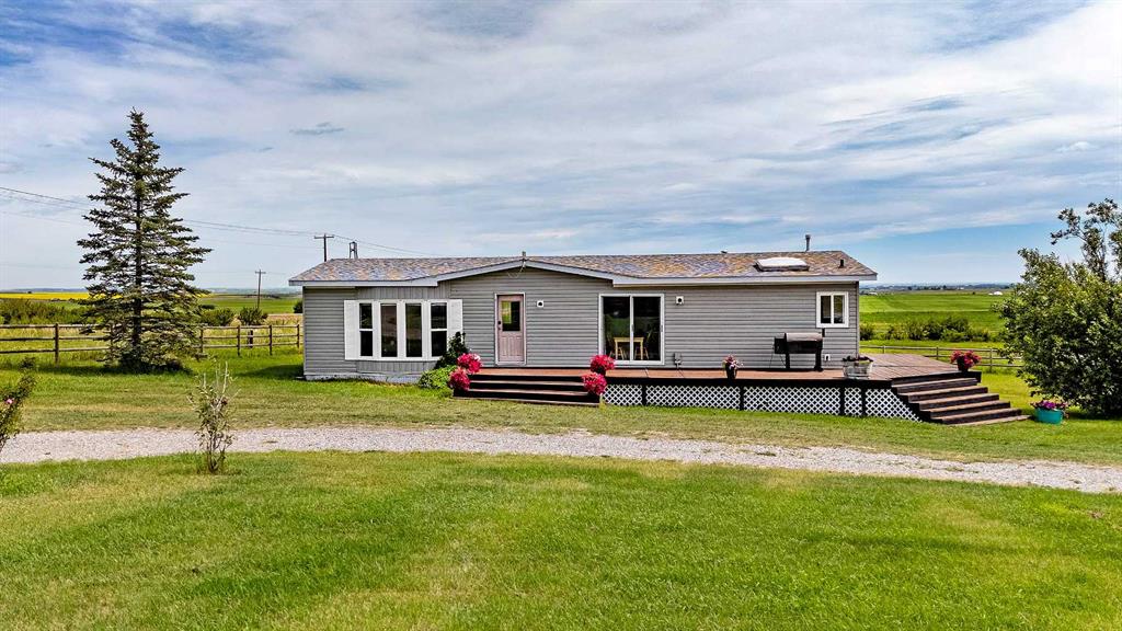 498012 Meridian Street, Rural Foothills County, Alberta, T1S 1B4