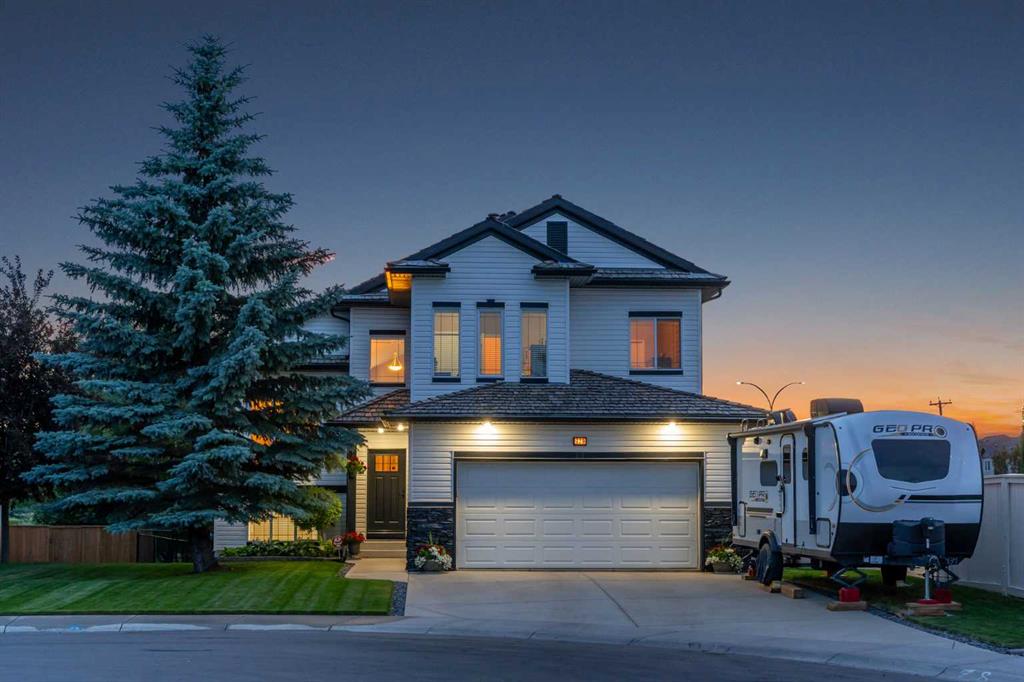 729 Woodside Bay NW, Airdrie, Alberta, T4B 2W2