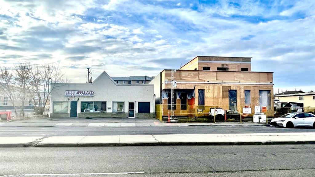 1721 36 Street SE, Calgary, Alberta, T2A 1C7