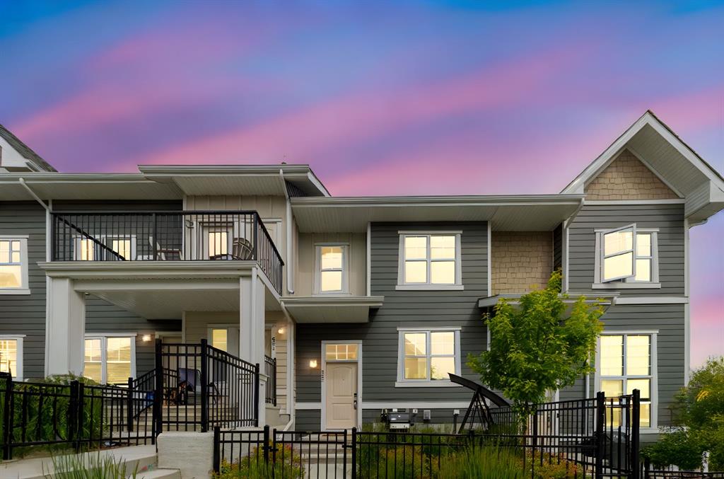653 Cranbrook SE, Calgary, Alberta, T3M2V5
