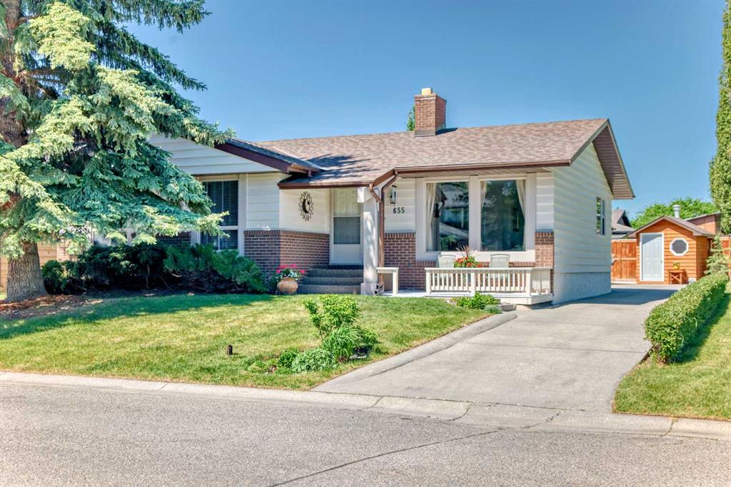 655 deercroft Way SE, Calgary, Alberta, T2J 5V4