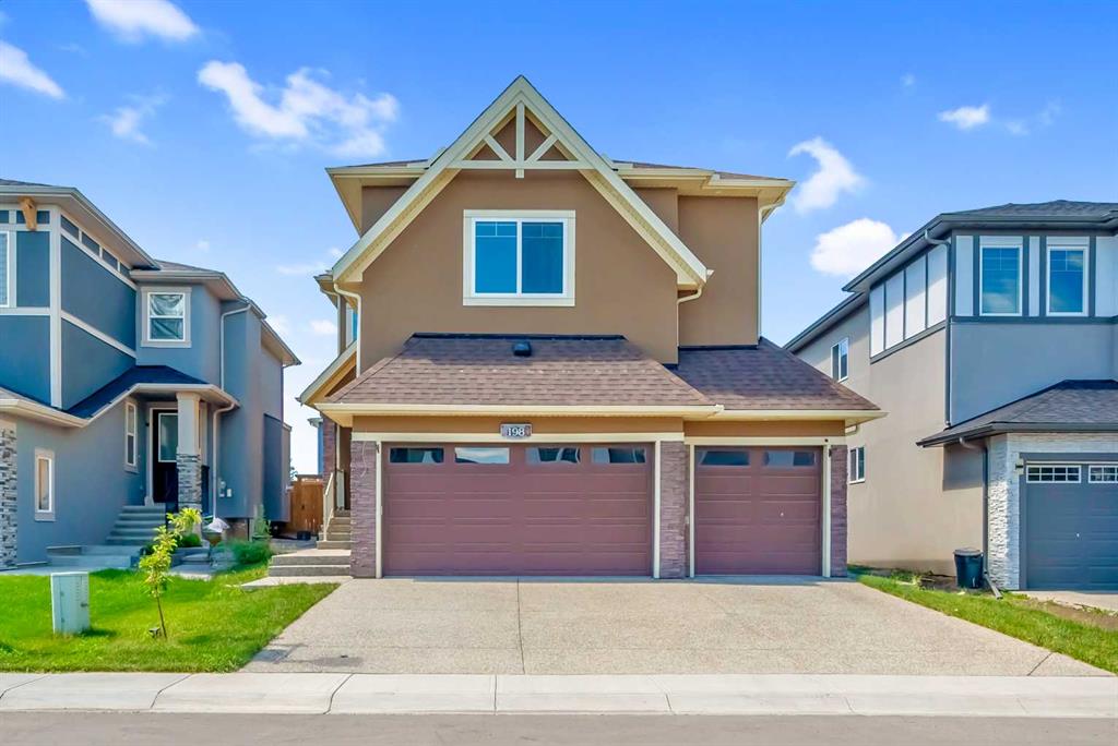 198 KINNIBURGH Crescent, Chestermere, Alberta, T1X1Y2