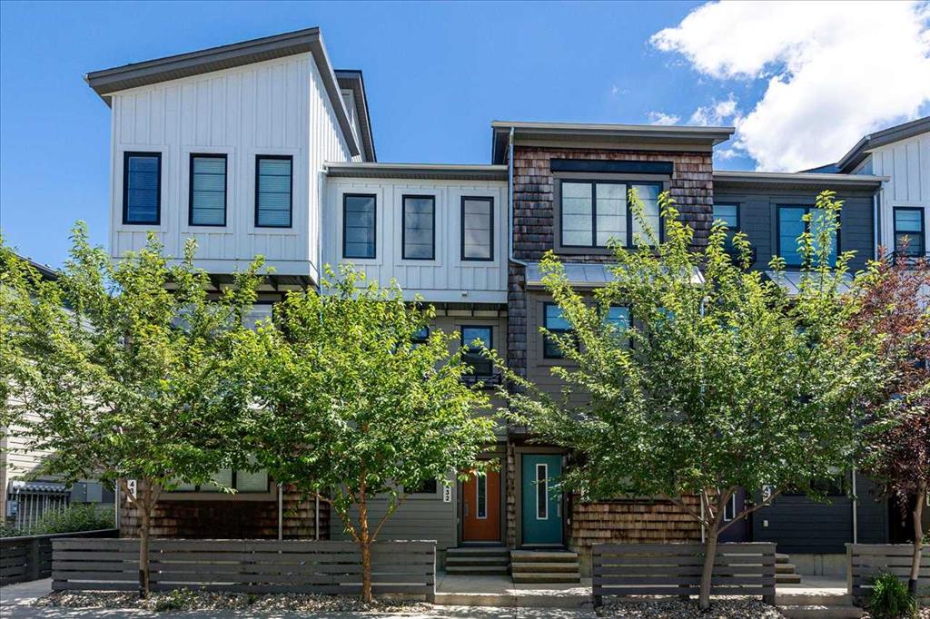 432 Walden Circle SE, Calgary, Alberta, T2X0Y4