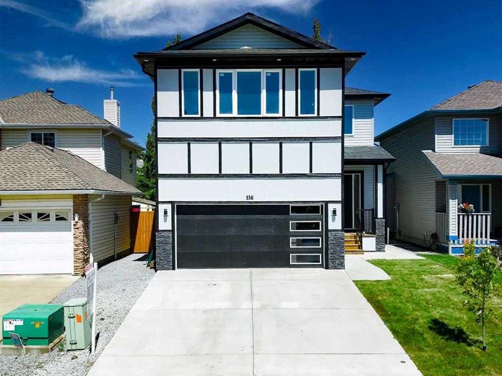 136 DOUGLAS RIDGE Green SE, Calgary, Alberta, T2Z2T3
