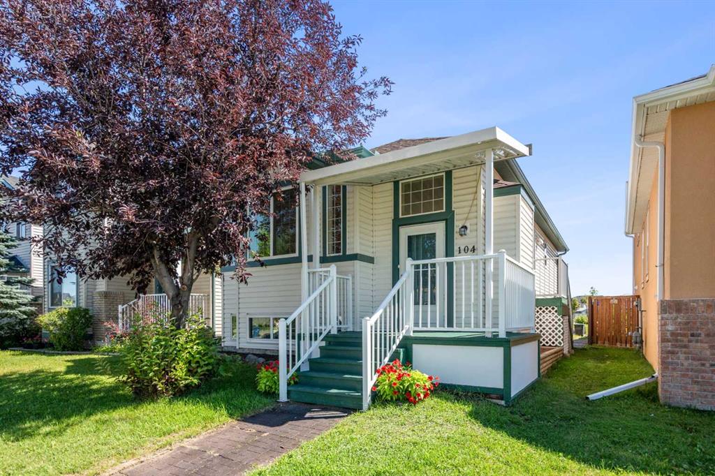 104 Saddlemead Road NE, Calgary, Alberta, T3J 4J3