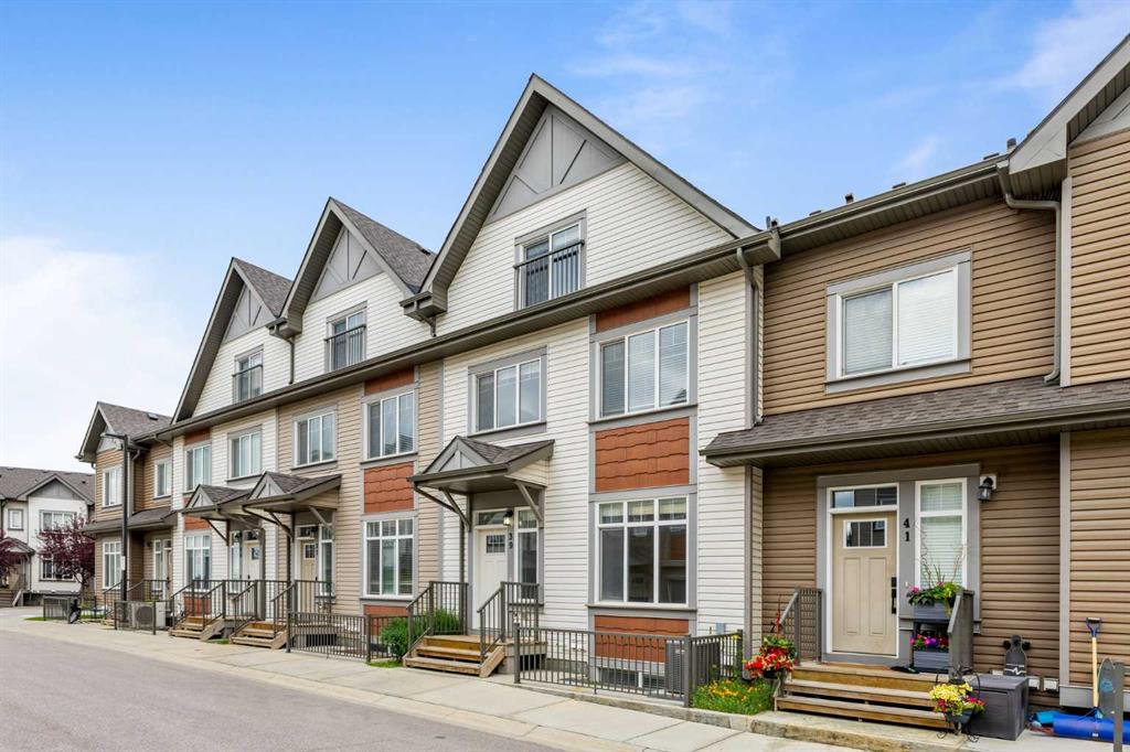 39 Copperstone Common SE, Calgary, Alberta, T2Z 5E4