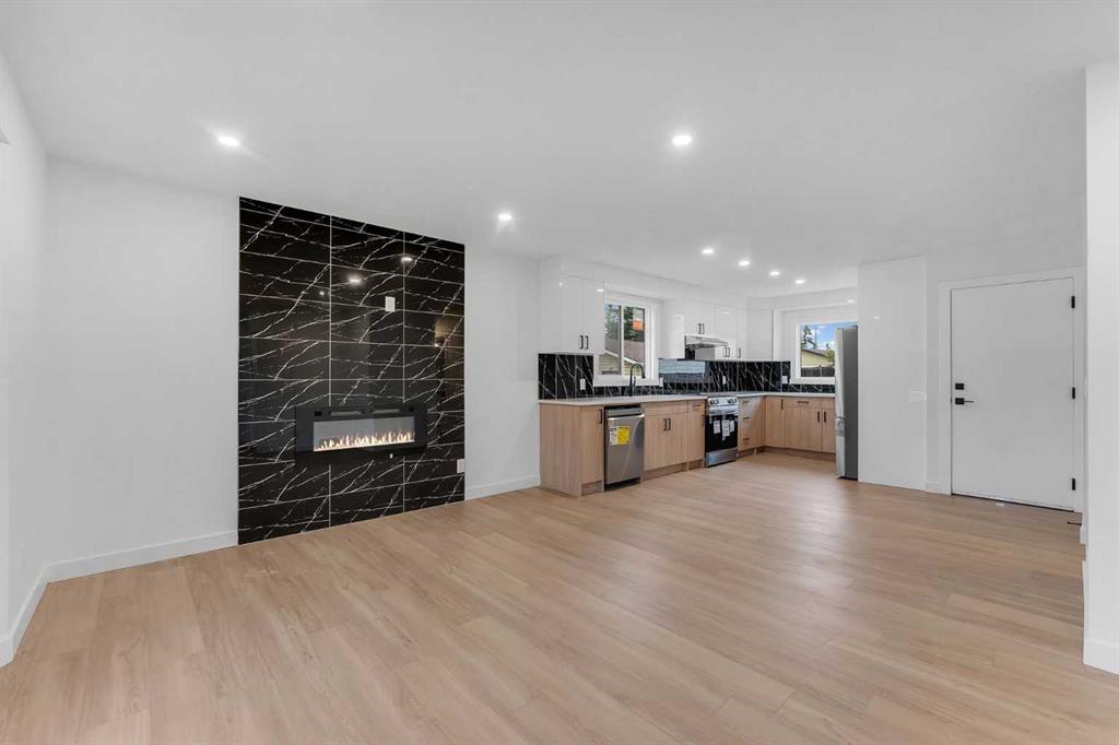 247 Rundlecairn Road NE, Calgary, Alberta, T1Y 2X8