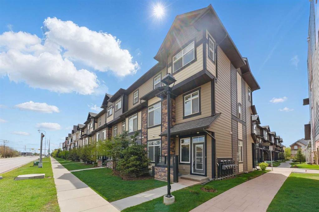 815 85 Street SW, Calgary, Alberta, T3H 1W7