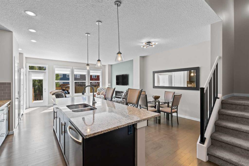 46 Legacy Close SE, Calgary, Alberta, T2X 0Y9