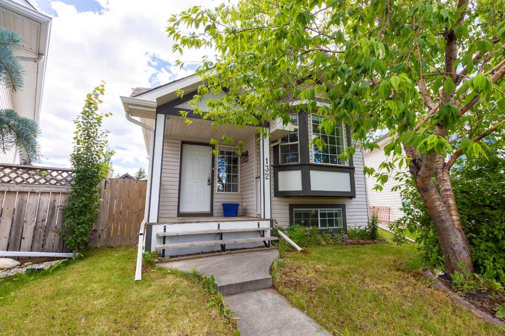 132 Erin Circle SE, Calgary, Alberta, T2B 3H8