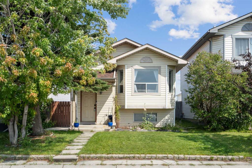 46 Applemead Close SE, Calgary, Alberta, T2A 7S6