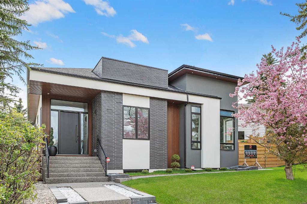 1027 39 Avenue NW, Calgary, Alberta, T2K 0E2