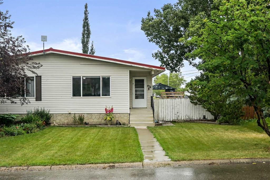 834 Osler Street, Carstairs, Alberta, T0M 0N0