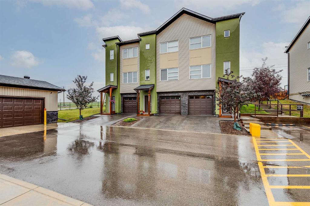 #901 2461 Baysprings Link SW, Airdrie, Alberta, T4B 4C6