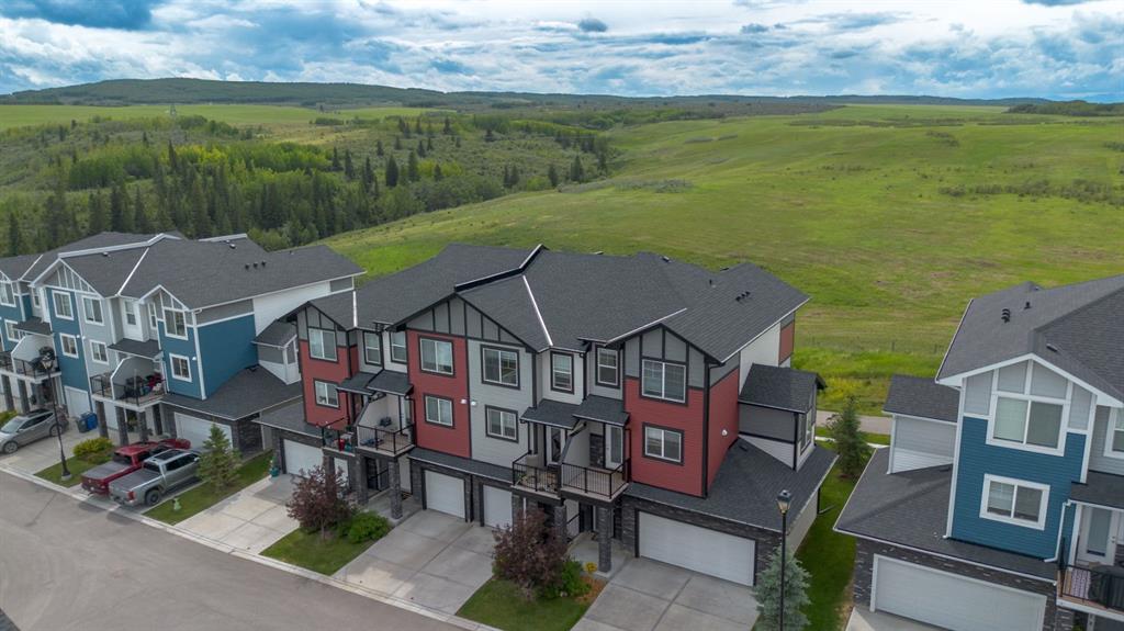 1703 Jumping Pound Common, Cochrane, Alberta, T4C 2L1