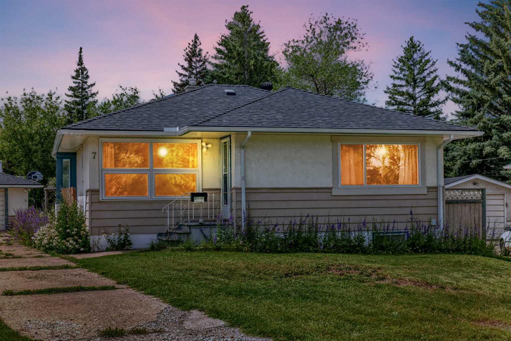 7 Glenmount Crescent SW, Calgary, Alberta, T3E4B3