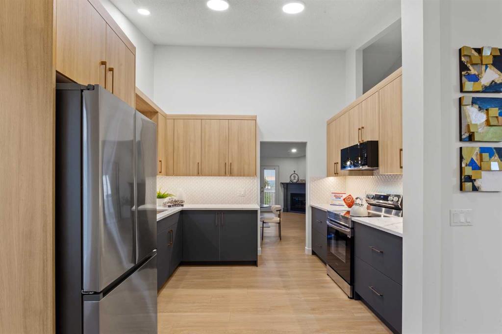 309 Sierra Morena Green SW, Calgary, Alberta, T3H 3H8