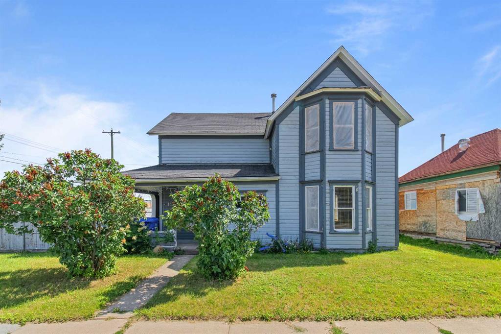 113 48 Avenue NW, Claresholm, Alberta, T0L 0T0
