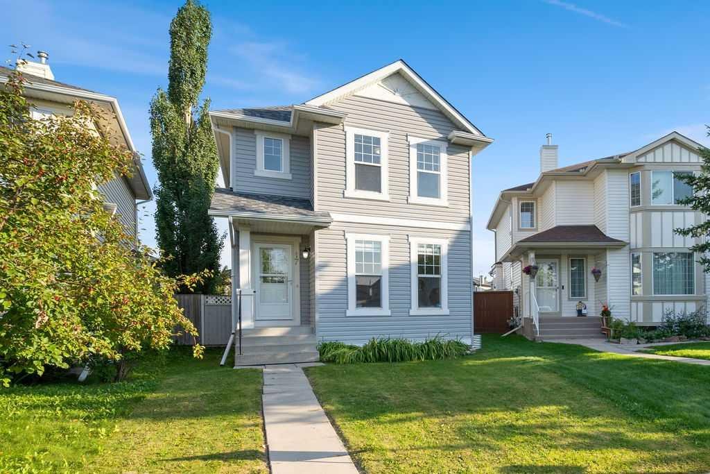 17 Coville Gardens NE, Calgary, Alberta, T3K 5N8