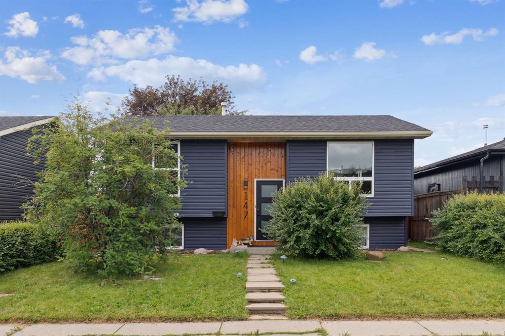 147 Falchurch Crescent NE, Calgary, Alberta, T3J1J9