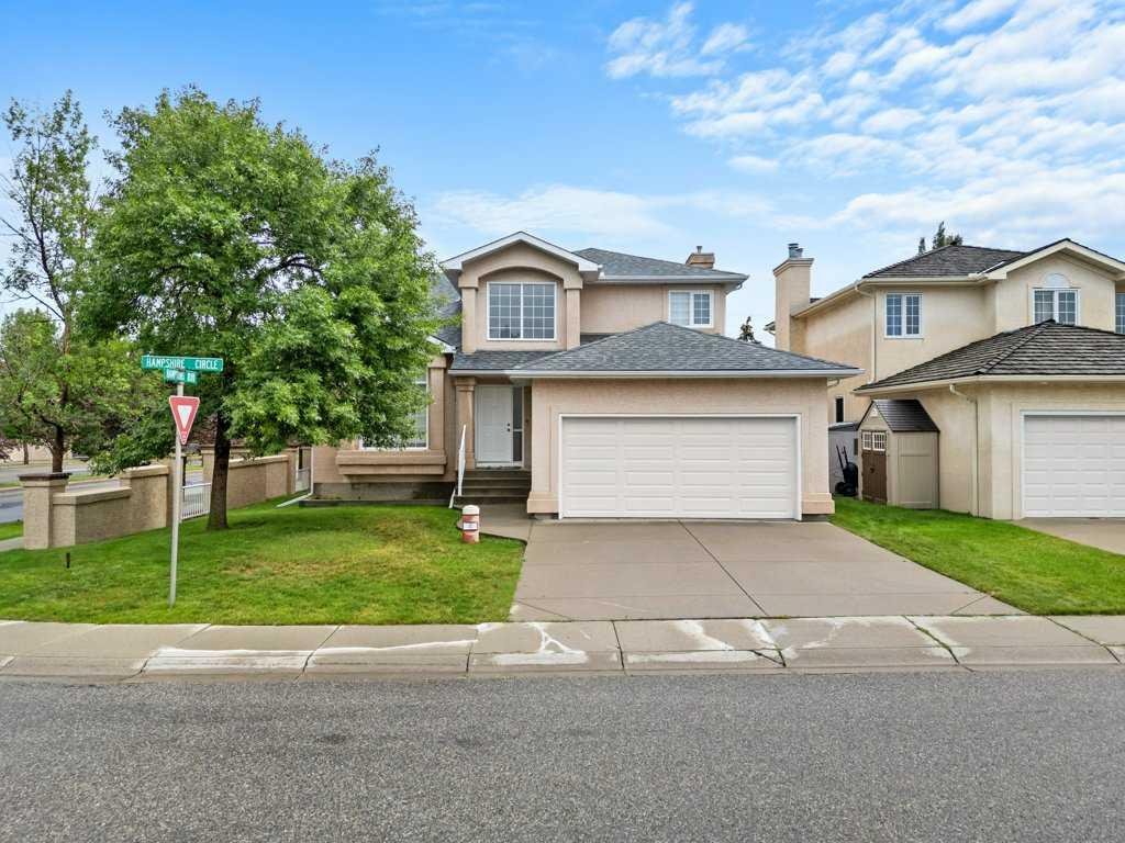 4 Hampshire Circle NW, Calgary, Alberta, T3A 4Y3