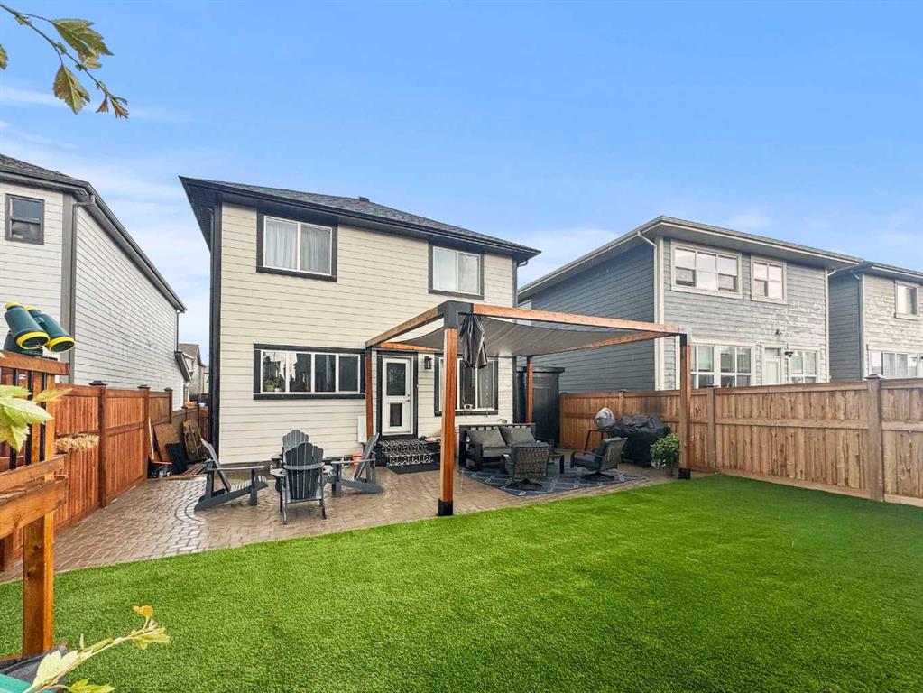 74 Magnolia Terrace SE, Calgary, Alberta, T3M 2X4