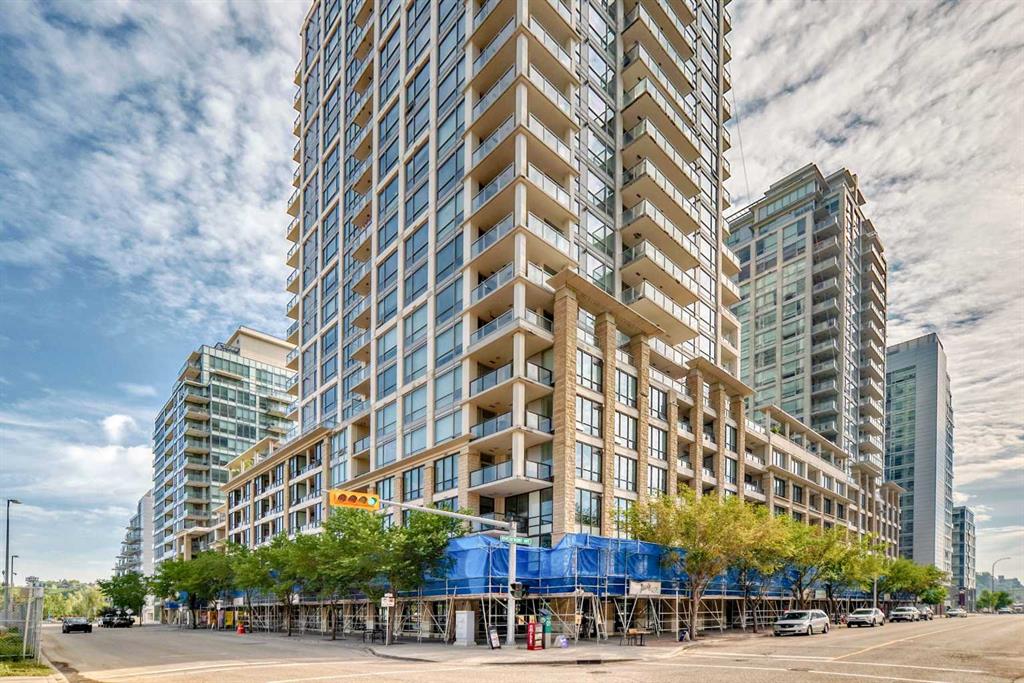 #821 222 Riverfront Avenue SW, Calgary, Alberta, T2P 0W3