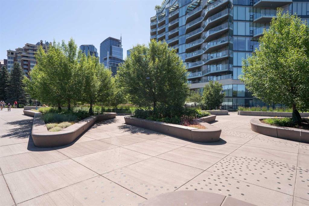 #1702 730 2 Avenue SW, Calgary, Alberta, T2P1R8