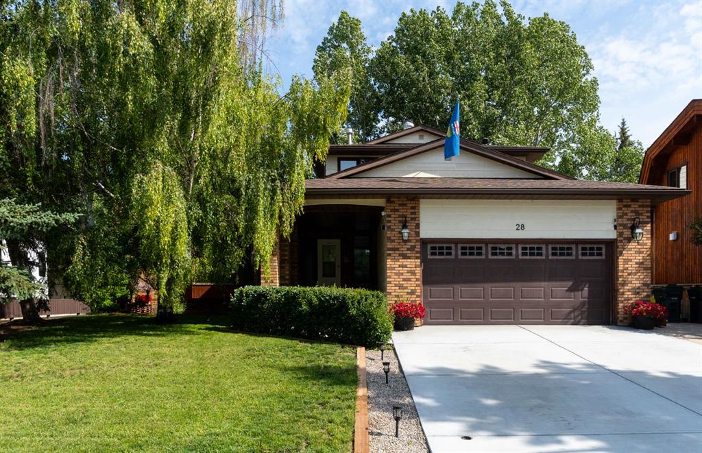 28 West Heights Drive, Didsbury, Alberta, T0M0W0