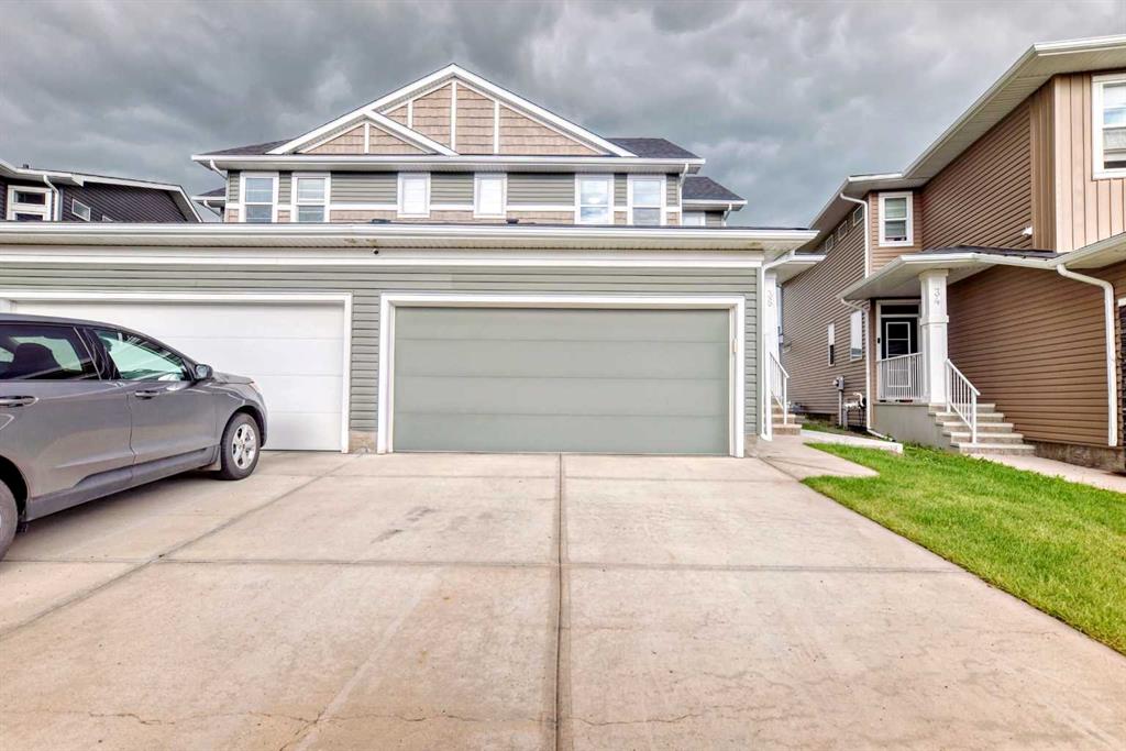 38 Redstone Mews NE, Calgary, Alberta, T3N 0N5