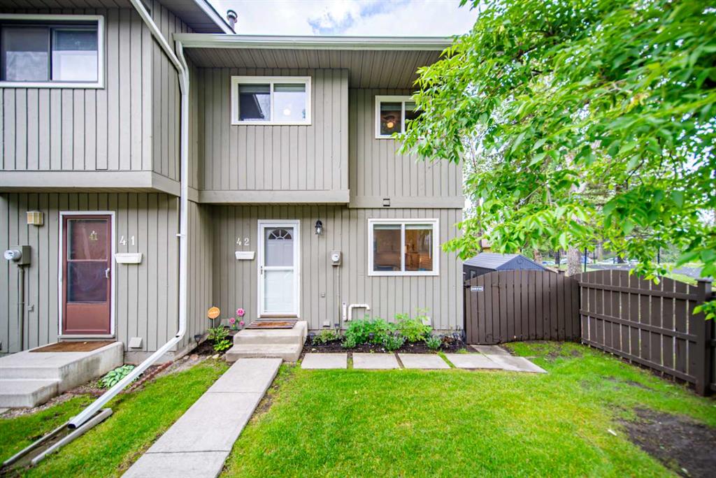 #42 6503 Ranchview Drive NW, Calgary, Alberta, T3G 1P2