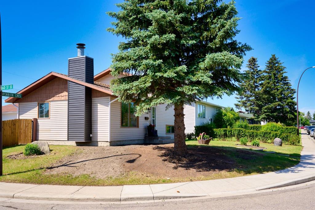 1176 Penrith Crescent SE, Calgary, Alberta, T2A 2H9