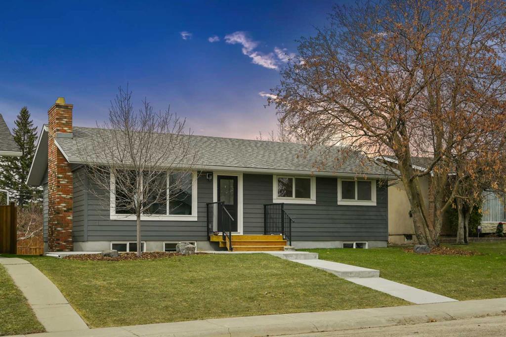 36 Maple Court Crescent SE, Calgary, Alberta, T2J 1V7