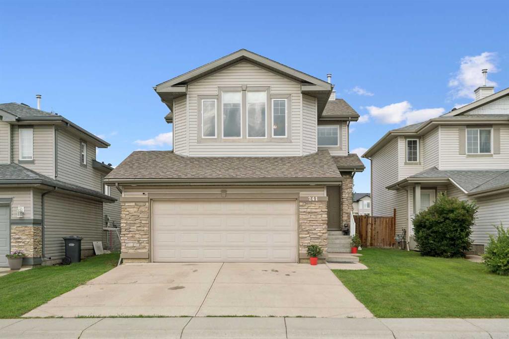 241 Westmount Crescent, Okotoks, Alberta, T1S 2J2