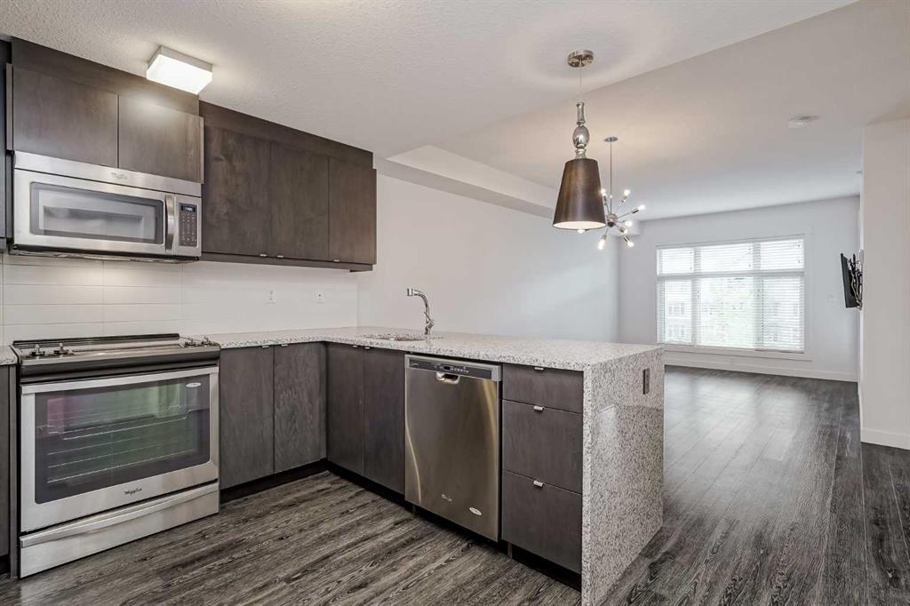 #304 45 Aspenmont Heights SW, Calgary, Alberta, T3H 0E5