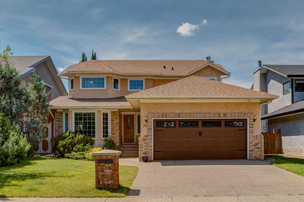 39 Canterbury Court SW, Calgary, Alberta, T2W 6C2