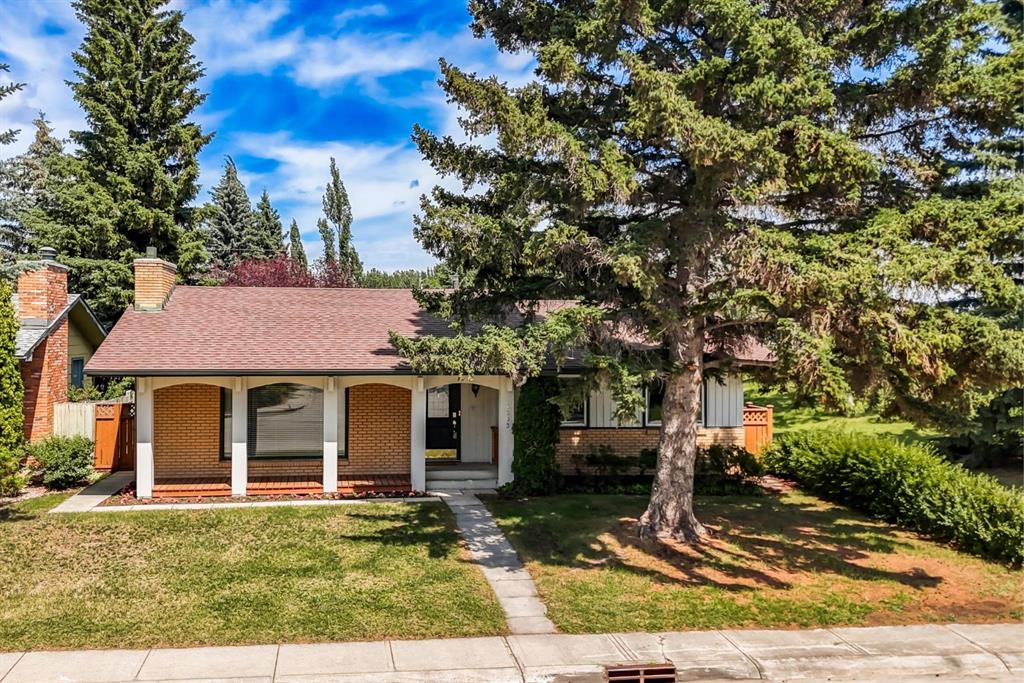 1803 Lake Bonavista Drive SE, Calgary, Alberta, T2J2W7