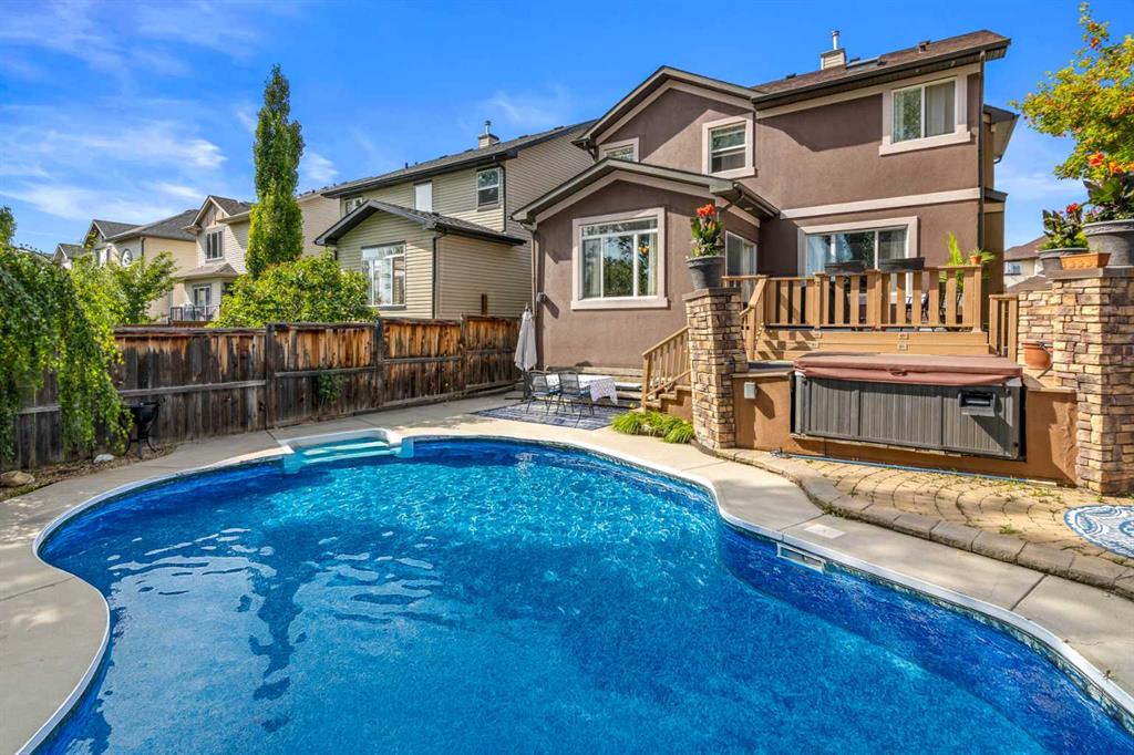 212 Crystal Green Place, Okotoks, Alberta, T1S2N4