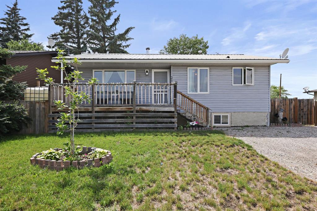 216 Bartstow Street, Carseland, Alberta, T0J0M0
