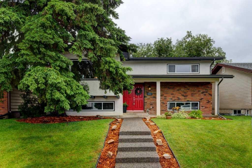 2835 Cedar Ridge Drive SW, Calgary, Alberta, T2W 2B2