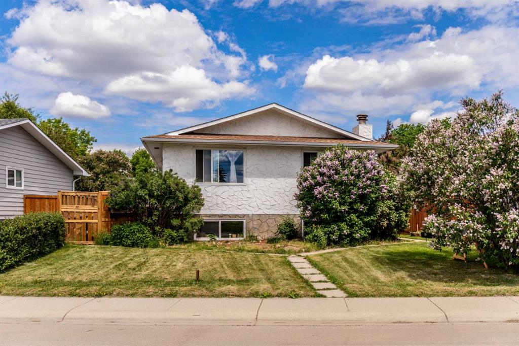 4307 Dovercrest Drive SE, Calgary, Alberta, T2B 1X6