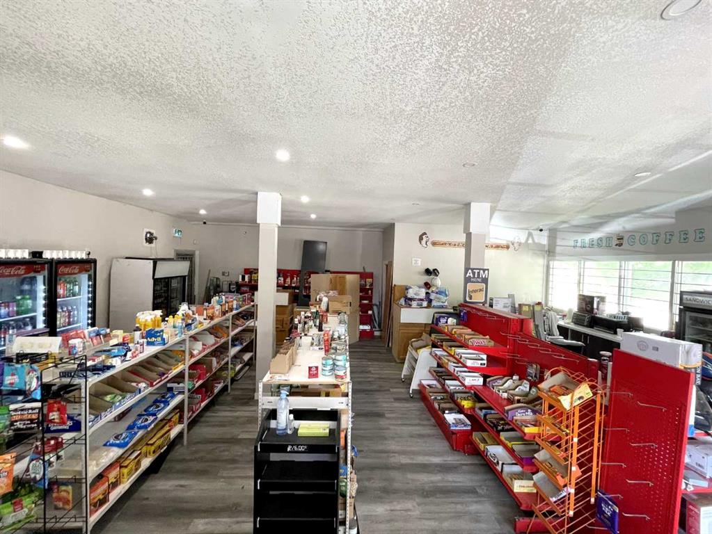 1920 62 Avenue SE, Calgary, Alberta, T2C 0B7