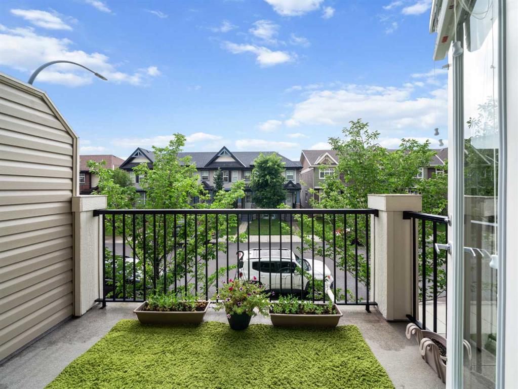 181 Legacy Common SE, Calgary, Alberta, T2X 4H9