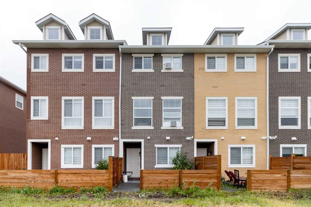 #44 258 Kinniburgh Boulevard, Chestermere, Alberta, T1X 0V7